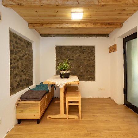 La-Marti, Idyllische Unterkunft Mit Kamin Bagdati Exteriér fotografie